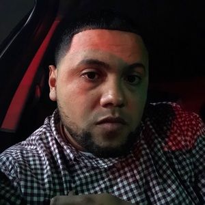 Meet your Posher, Carlos